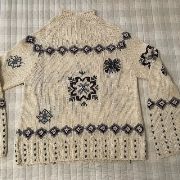 Gorsuch Ltd Wool White Winter Sweater- Skiing, Snowflakes. - Picture 7 of 10